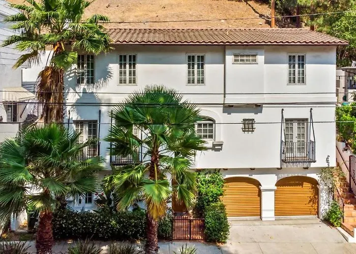 Deluxe Homestay In The Heart Of Hollywood Hills